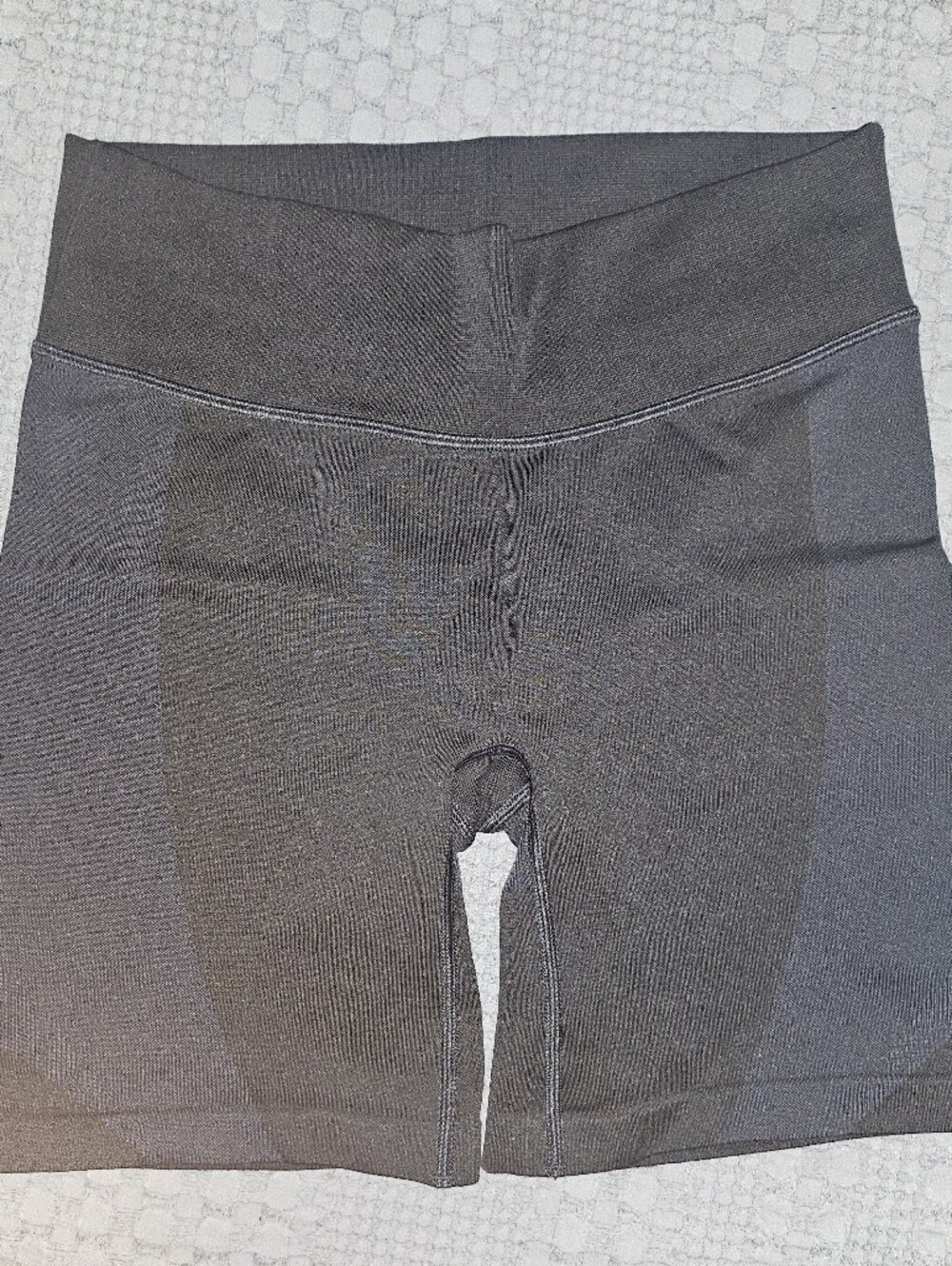 Under Armour Rush Athletic Mid-Rise Performance Shorts